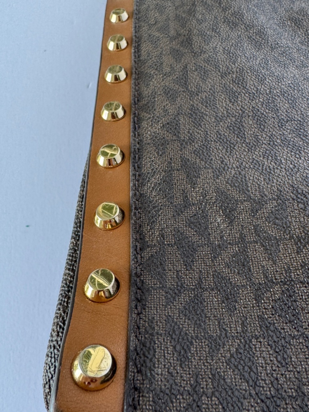 Michael Kors Newbury Brown Signature Studded Chain Shoulder Bag Gold Hardware - Picture 2 of 15